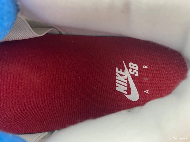 4 SB DR5415-104 Retro Jordan 1028